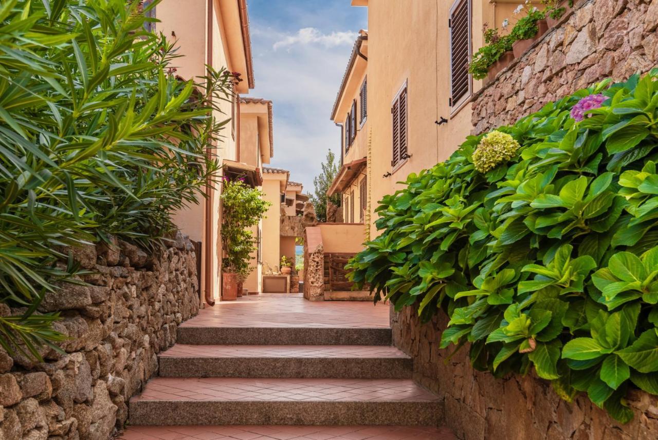 Baia De Bahas Residence Golfo Aranci Buitenkant foto